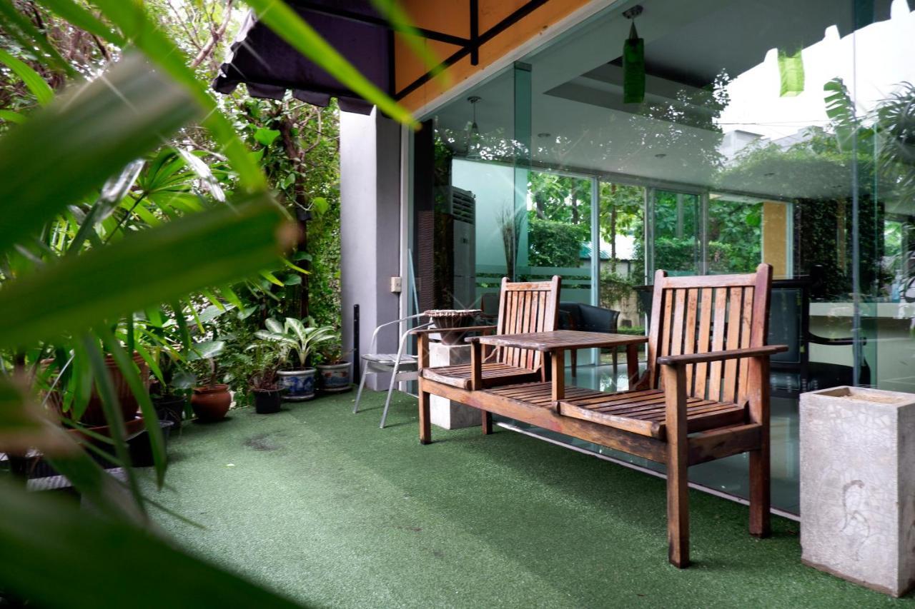 The Wing Design Hotel Banguecoque Exterior foto